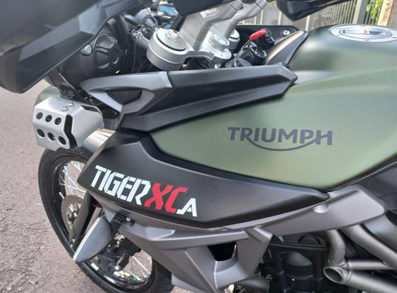 TRIUMPH TIGER 800 XCA 